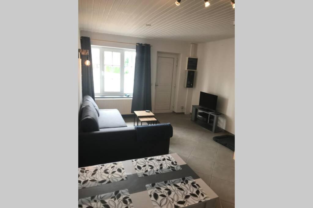 Petite Maison A La Campagne クーヴァン エクステリア 写真